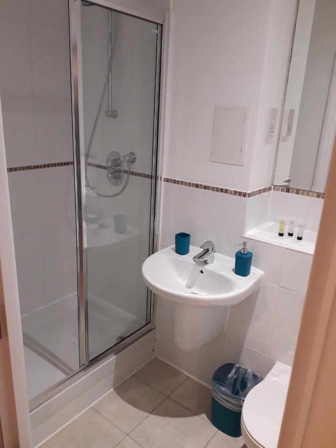 Luxury And Stylish 2 Bedroom Apartment With En-Suite Luton  Exterior photo